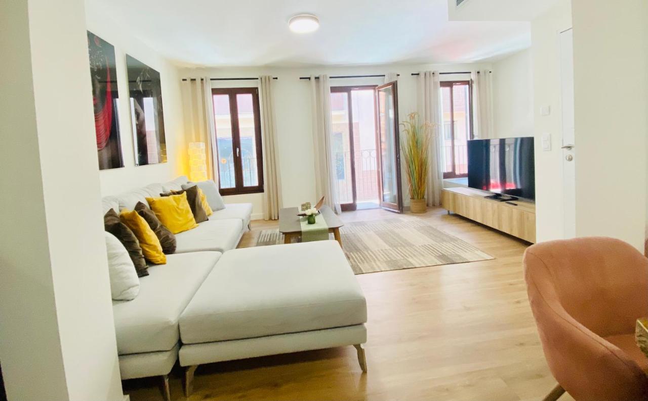 Hotel Apartment With 2-En Suite Bedrooms Palma di Maiorca Esterno foto
